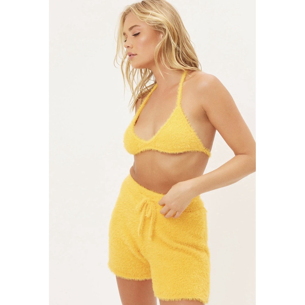 Frankies Bikinis Rebel Fuzzy Shorts yellow women's size small $140 Value